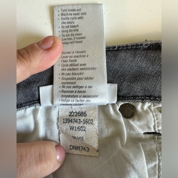 PAIGE Denim Verdugo Ultra Skinny Jeans in Silvie (Gray) Size 26 - Picture 11 of 12